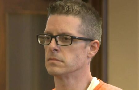 Former Valley police officer sentenced to probation for threats against public officials